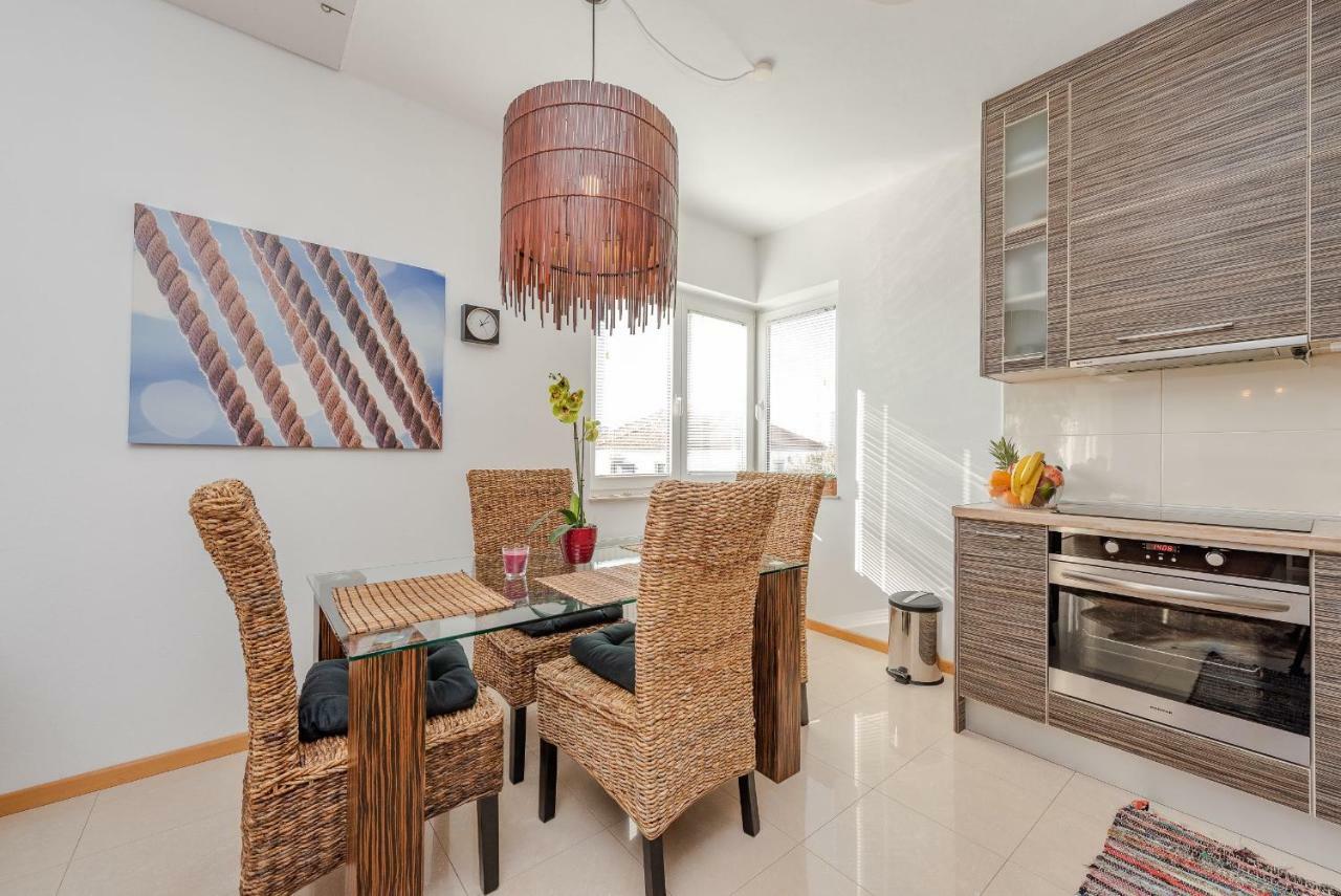 Romantic Oasis Apartments ซาดาร์ ภายนอก รูปภาพ