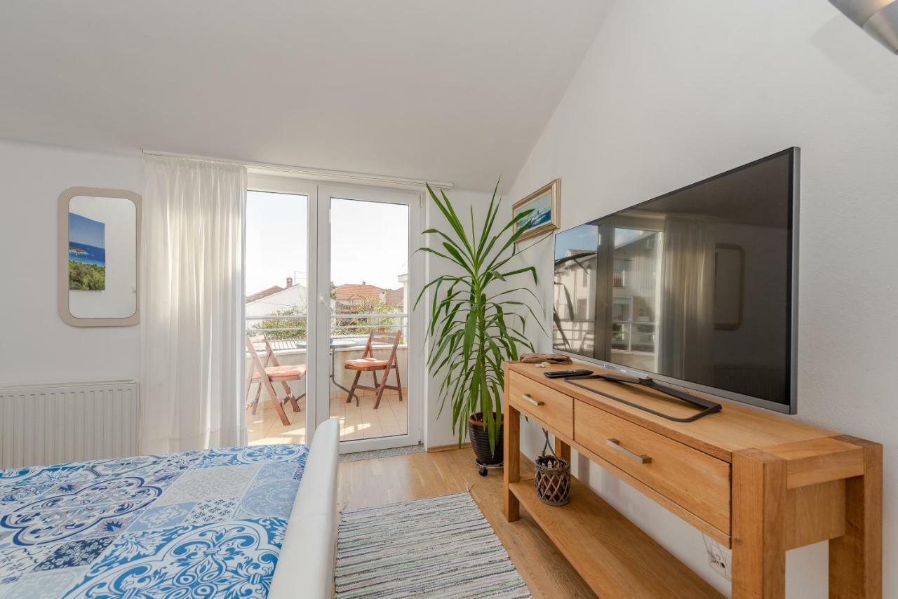 Romantic Oasis Apartments ซาดาร์ ภายนอก รูปภาพ