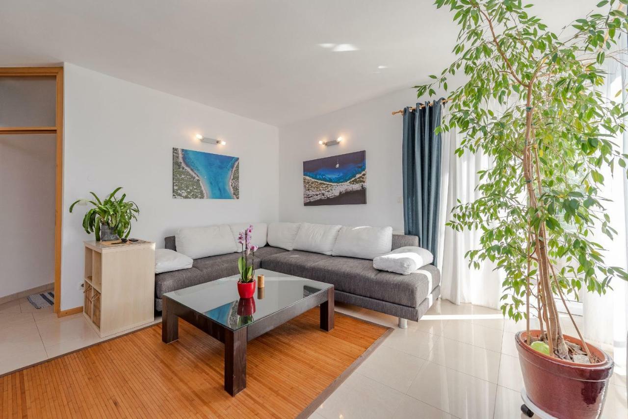 Romantic Oasis Apartments ซาดาร์ ภายนอก รูปภาพ